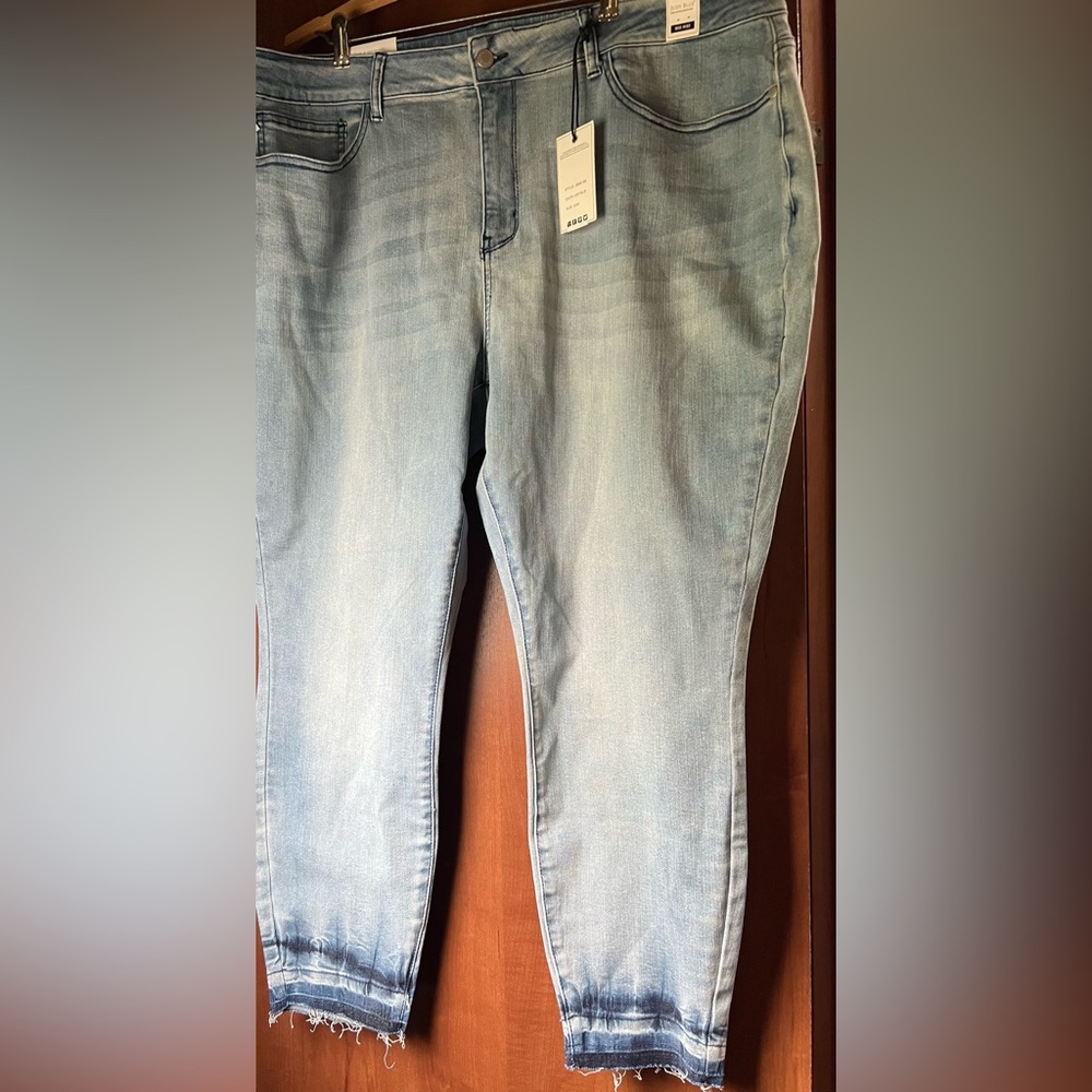 Judy Blue Mid Rise Skinny Fit Jeans NWT